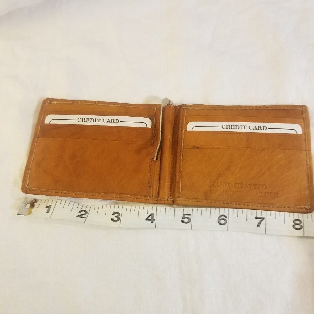 Handmade Walnut Leather Wallet - Picture 7 of 8